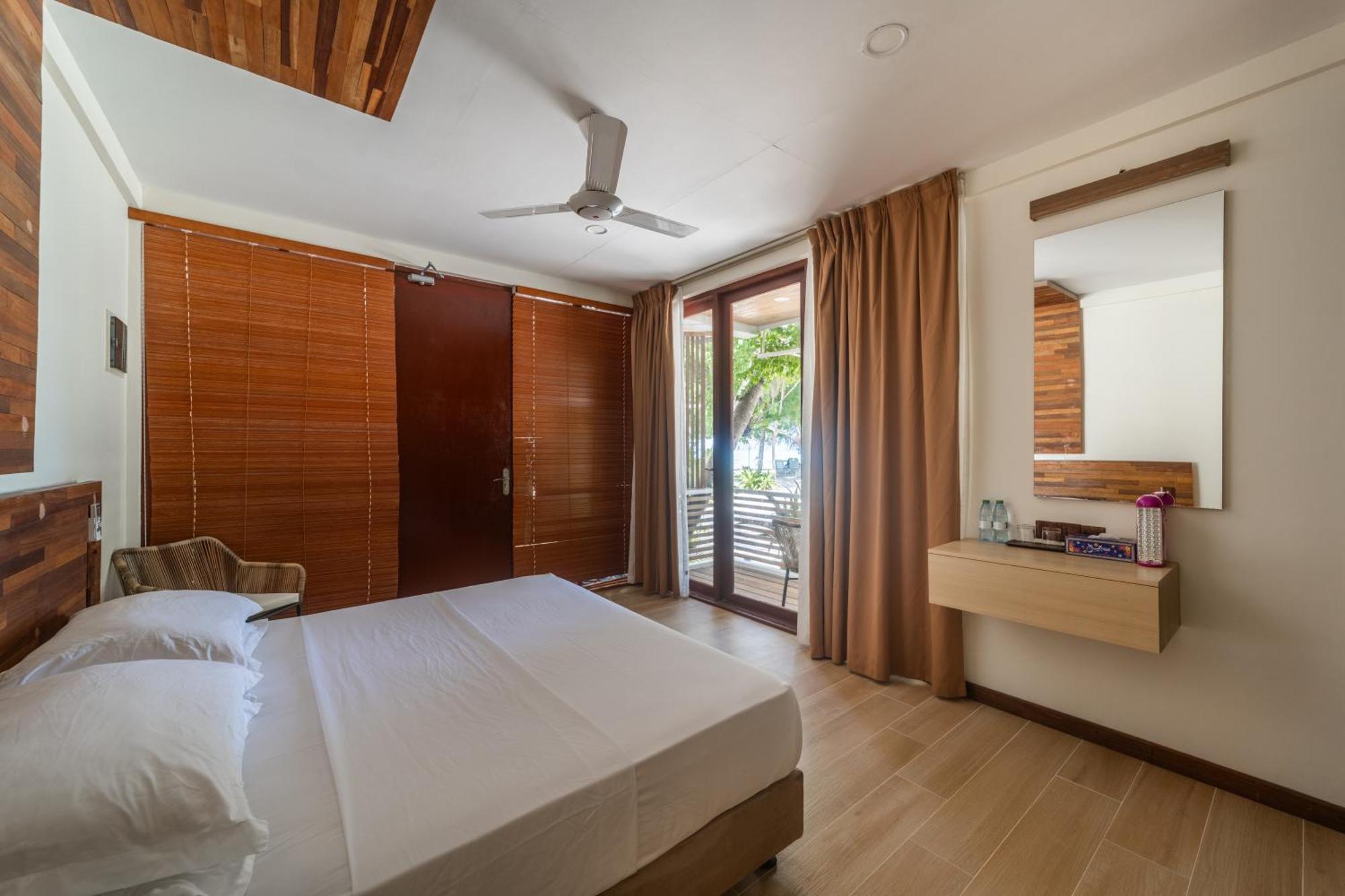 Kinan Retreat Hotel Fulidhoo Exterior foto